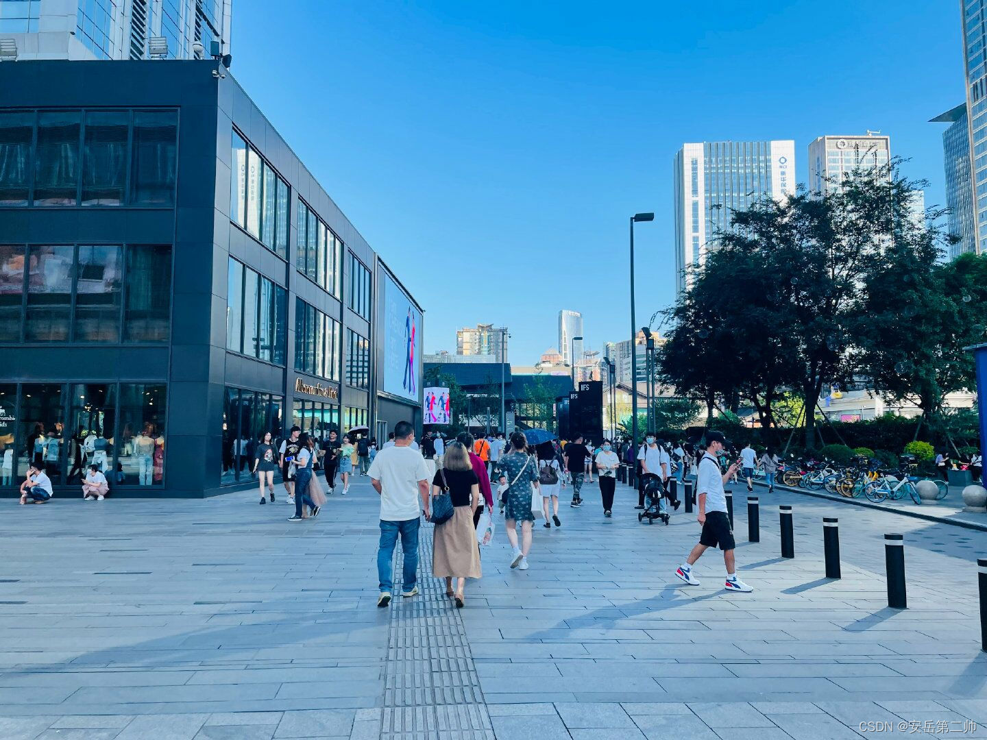 python坎尼算子、索贝尔算子和拉普拉斯算子实现边缘检测_用拉普拉斯算子对图像进行边缘检测python-CSDN博客