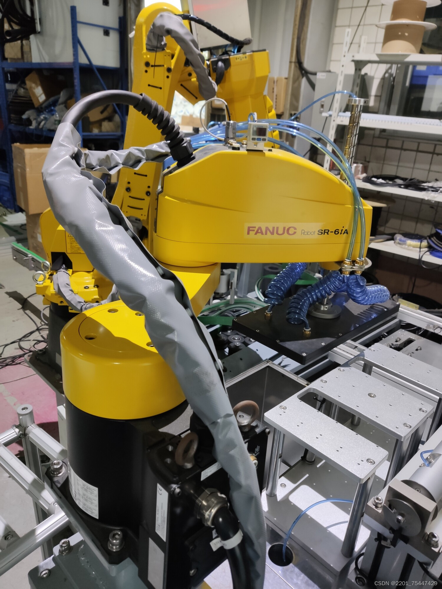 西门子plc 发那科机器人案例 西门子plc触摸屏以及三菱伺服应用