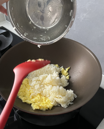 在这里插入图片描述 https://img-blog.csdnimg.cn/8a2474fd967044edadefbd1b92dc7ef2.png