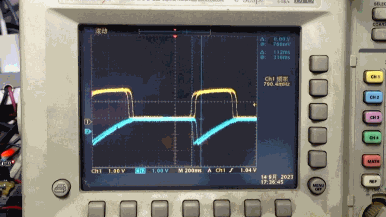 ▲ 图1.2.2  三极管集电极和基极波形