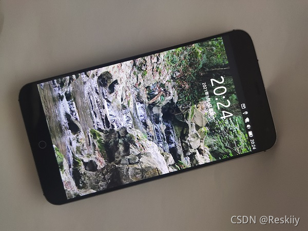 刷入Ubuntu Touch后的MX4