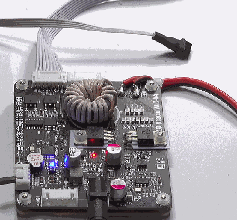 ▲ 图1.2.4  调试过程