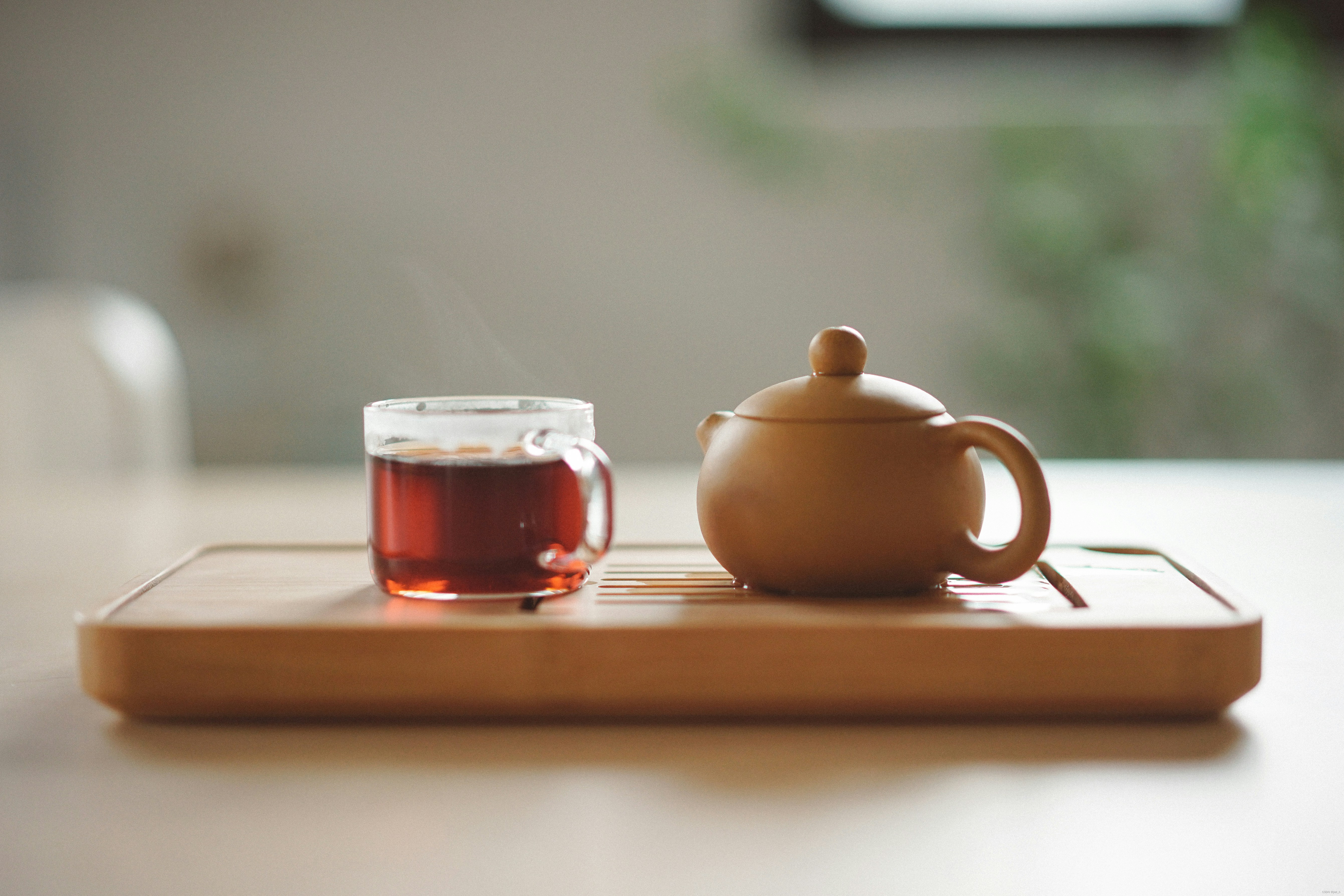 https://unsplash.com/photos/clear-glass-cup-with-tea-near-brown-ceramic-teapot-L82-kkEBOd0