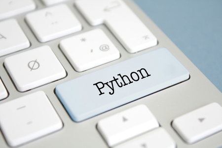 Python编程实验五：文件的读写操作_python文件操作实验