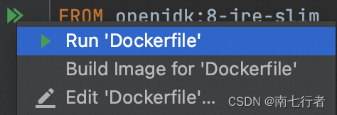 使用Dockerfile来构建服务的镜像，并部署在容器中