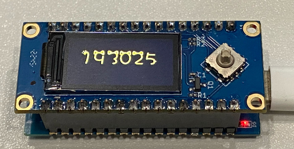 【合宙ESP32C3 Arduino开发】第五篇：TFT_eSPI 驱动 合宙Air101 ST7735 LCD 显示猫系字体时钟，模块化编程