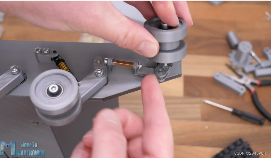 安装3D打印油箱惰轮