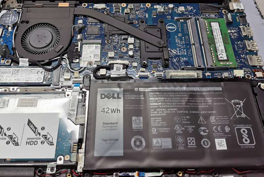 如何更换戴尔燃7000dellinspiron7460的电池