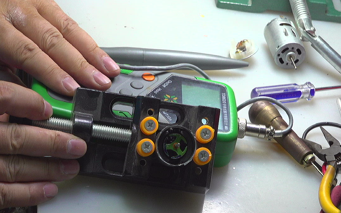 GM1648310081_1084_678.MPG