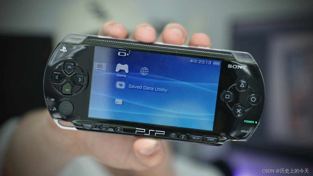playstation portable,简称 psp,是由索尼电脑娱乐开发的第七世代掌上