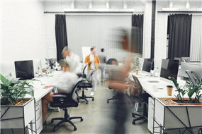 计算机专业留学生回国找工作容易吗,留学生归国后一般都找什么工作？