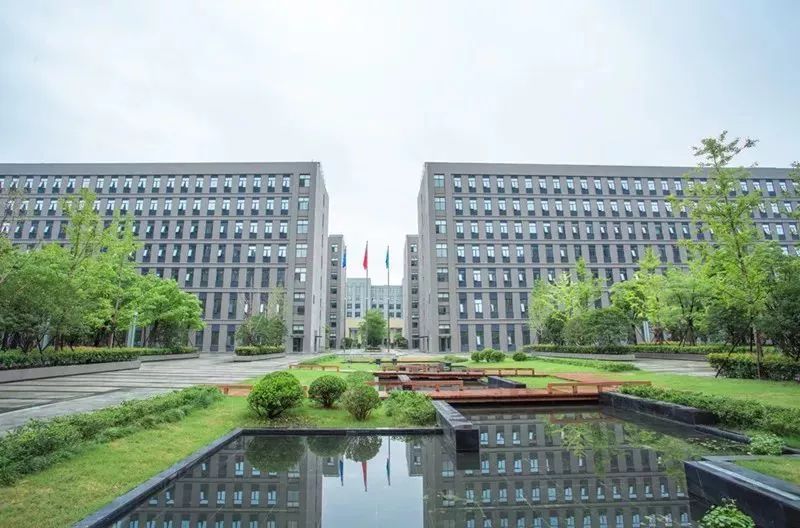 西湖大学云栖校区最后给大家简单介绍一下西湖大学在整个智能机器人