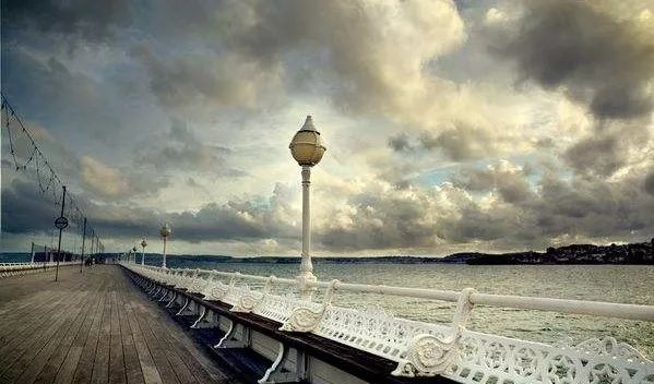 啥是边缘 064d3b38a423f19dae17265bf4669cfd.png