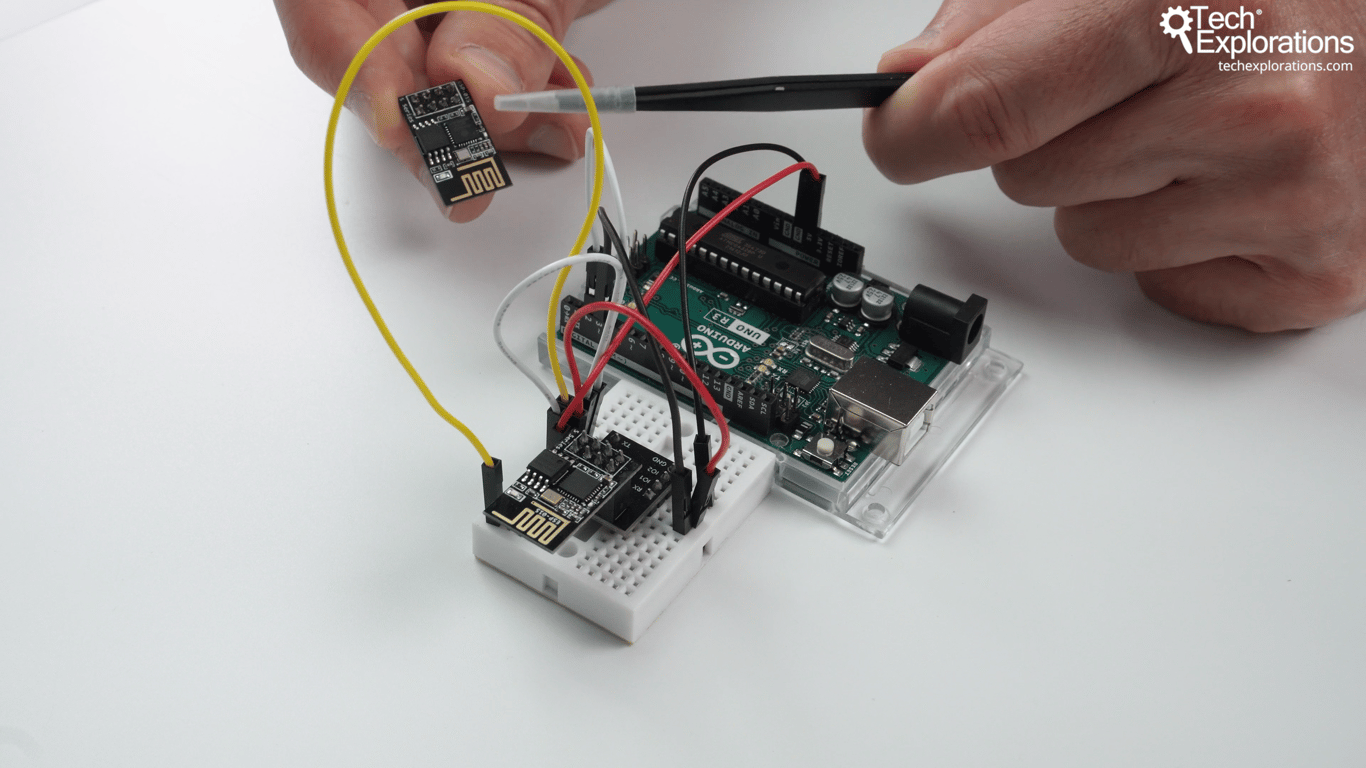 ESP8266 又名 ESP-01S Wi-Fi 模块