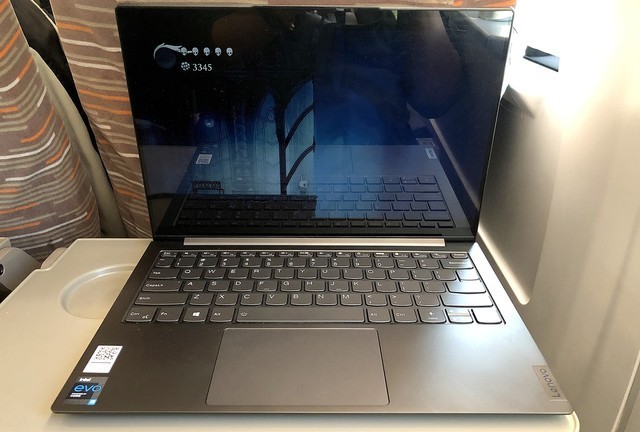 华硕笔记本节能证书实测看看十一代酷睿笔记本续航怎么样