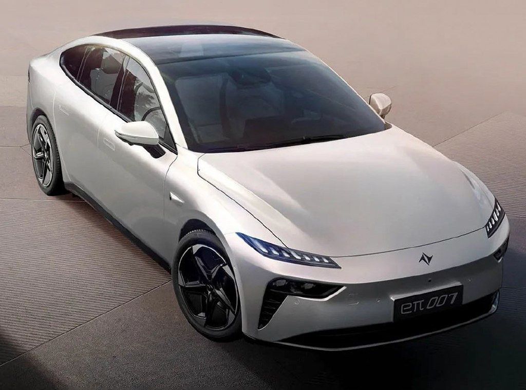 剪刀门1东风eπ首款东风eπ007纯电动c级座驾26分快充