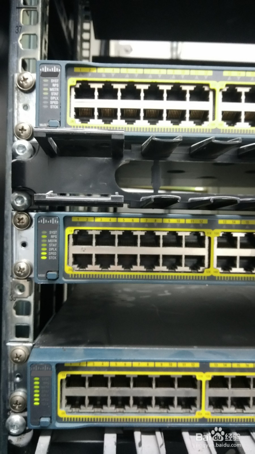 Cisco 2960S シリーズ スイッチのスタッキング構成