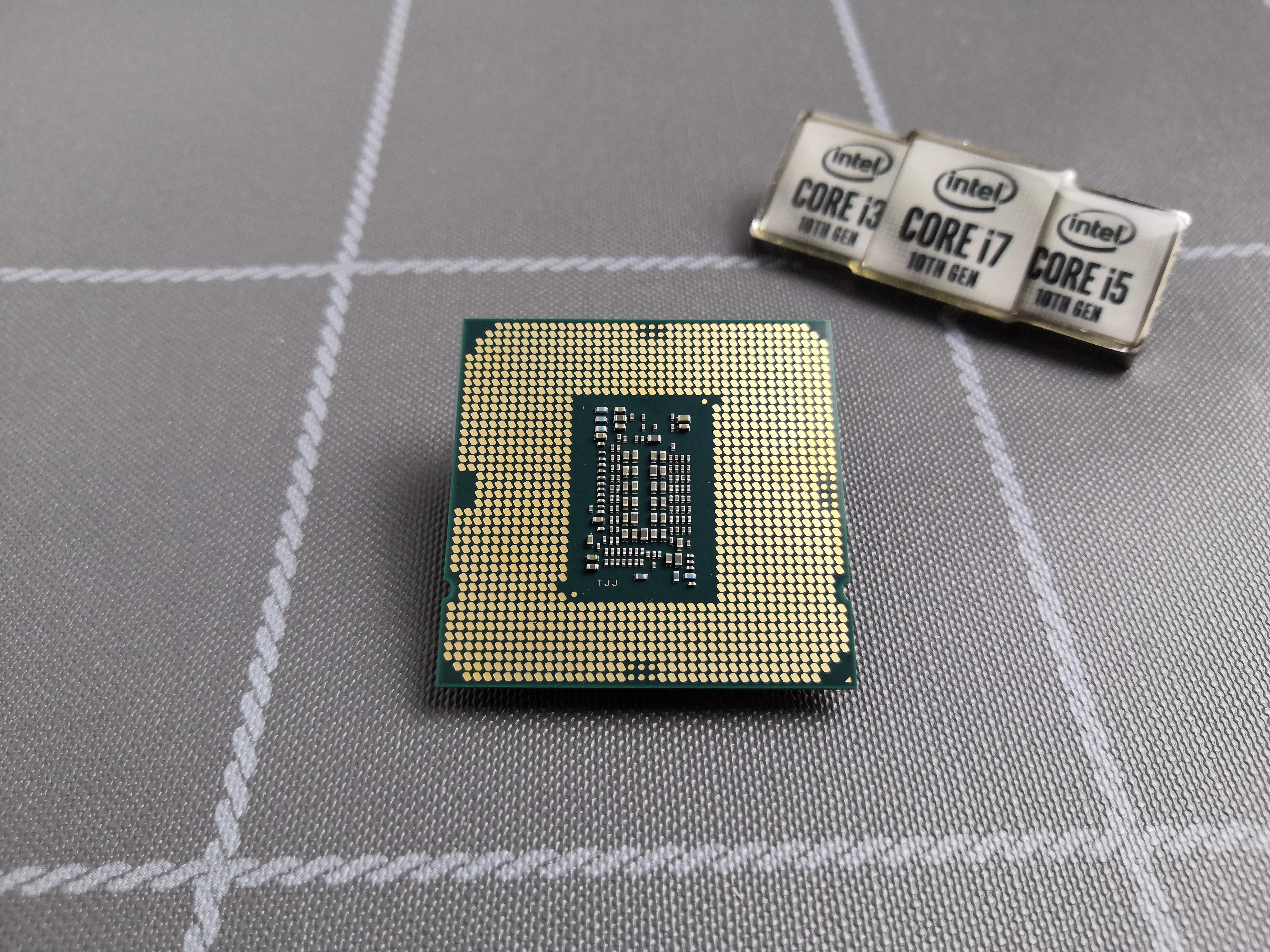 amd插帧技术如何开启英特尔i310100f性能首发测试低温高能性价比完胜