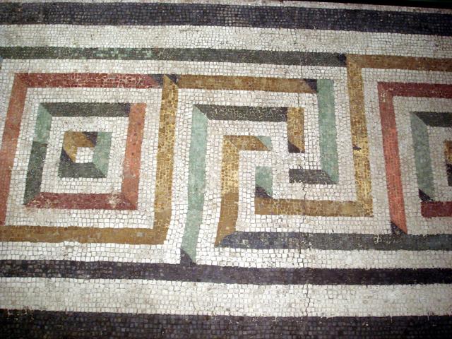 传统回纹图案_盛世的纹饰审美:希腊回纹与中国云雷纹