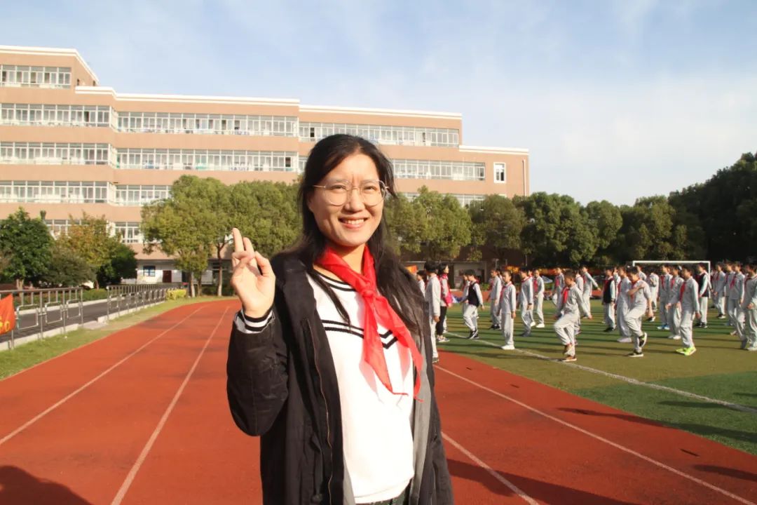 徐莹老师--简介徐莹,上海市致远中学语文教师,区骨干教师后备.