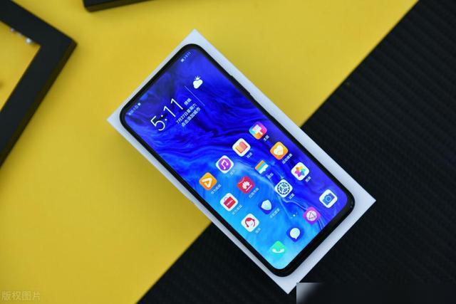 荣耀有鸿蒙手机吗不只是华为手机荣耀或将接入鸿蒙选定这款机型大有