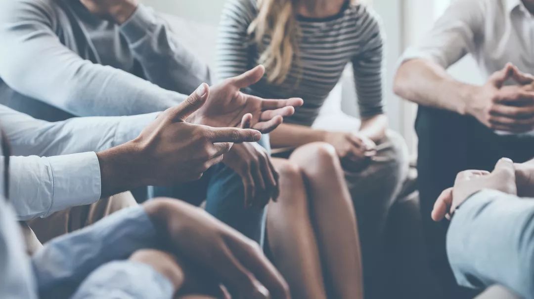 怎么提升自己的人际交往能力和沟通 156d16726223c61607c537e08a52b0cf.png