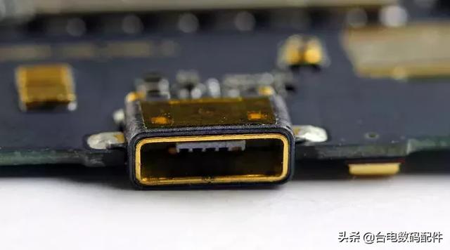 micro usb接口正负极_关于手机MicroUSB接口数据线,这里有最详细解说-CSDN博客