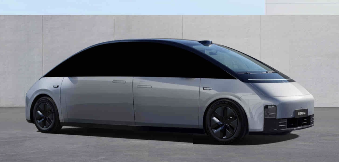 理想牌公路高铁mega它来了!热梗又双叒爆了-csdn博客