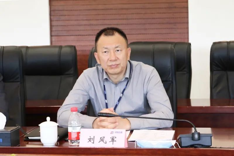 5月9日上午,银联数据副董事长刘风军,总裁季小杰会见了到访的中国农业