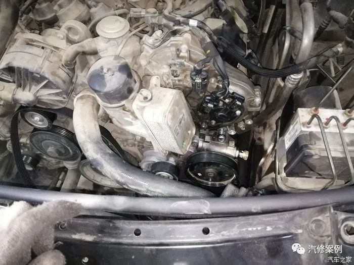 响解决方法转向助力泵挂掉后打方向死沉的奔驰ml350更换转向助力泵