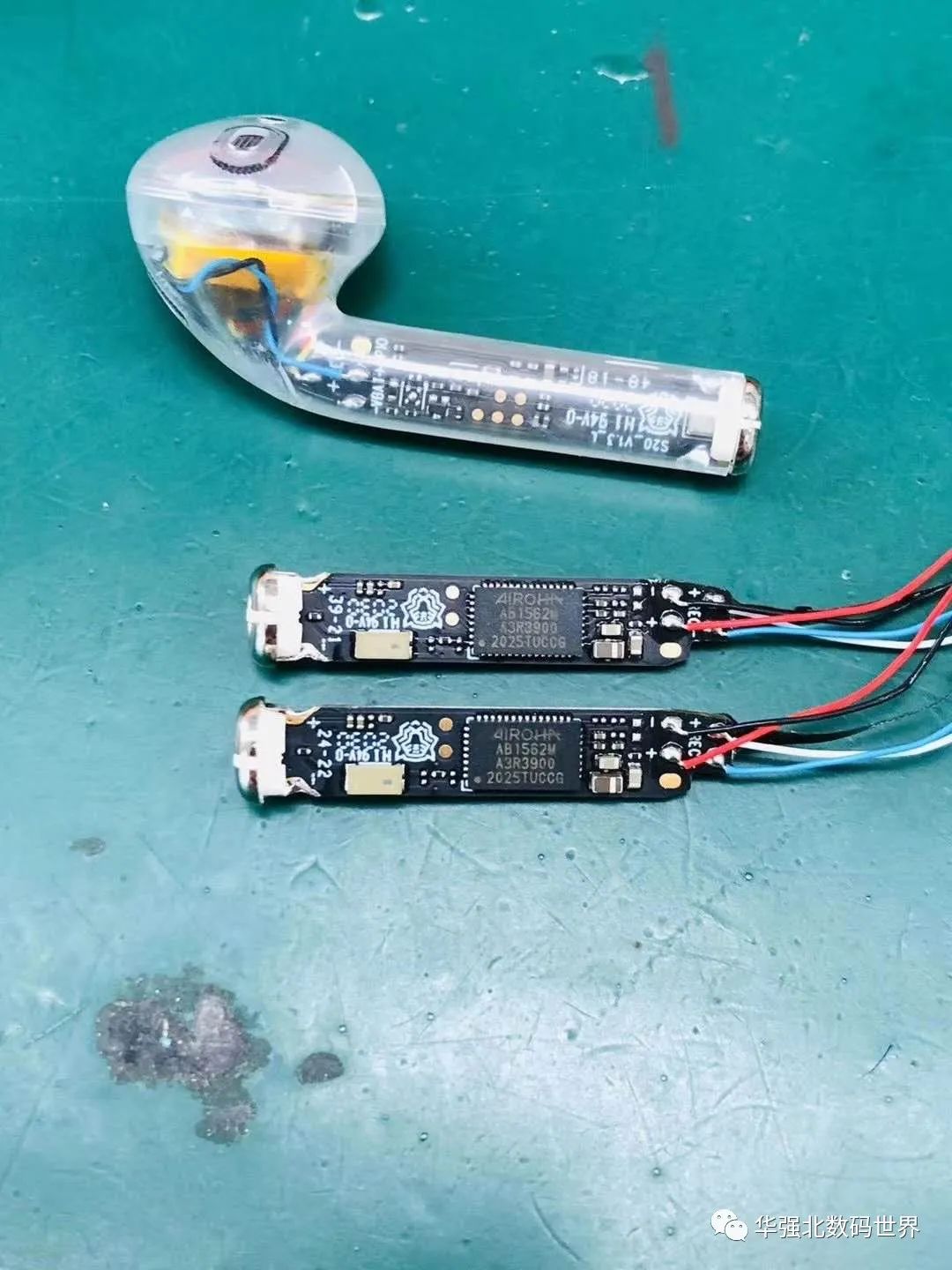 则完美填补了续航这个短板,1562m也是洛达芯片,不仅拥有1536u的所有