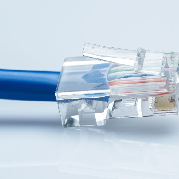 在光纤、DSL 和电缆之间进行选择时要考虑的因素