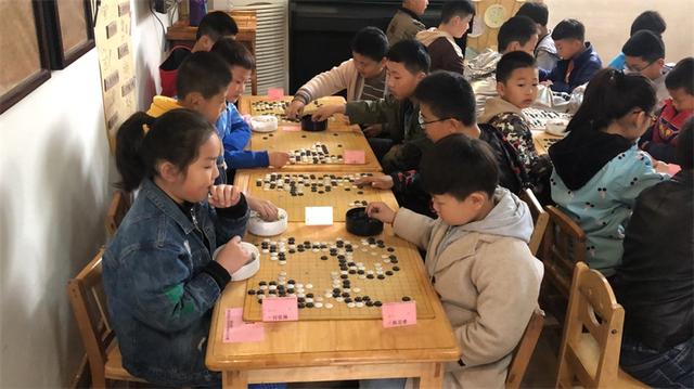 windows下最好的围棋_学围棋能使学习成绩提高吗？