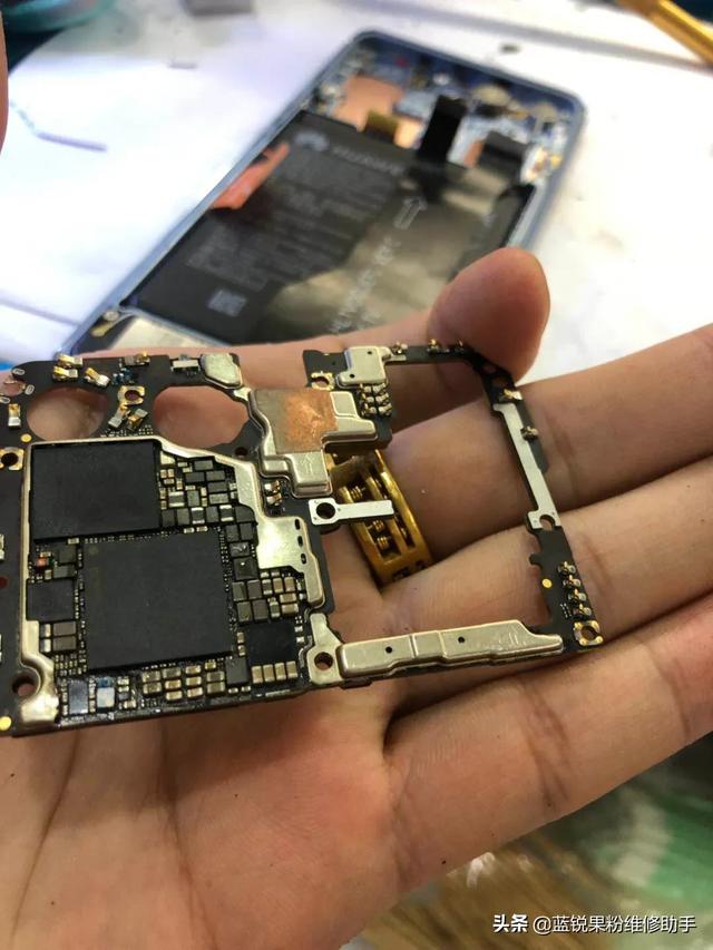 华为服务器故障灯不开机华为p30pro重摔无wifi分层导致不开机