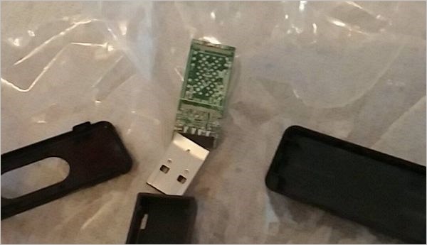 can-you-repair-a-physically-broken-usb-drive-02