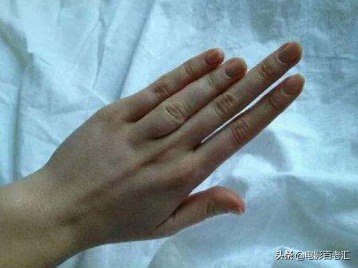 就是发丘中郎将被《盗墓笔记》抢先写了出来,当时《鬼吹灯》先行一步