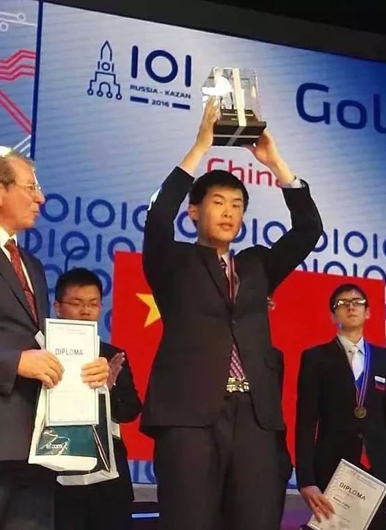 清华大学计算机杜瑜皓我在清华等你来金策从容淡定金牌之风