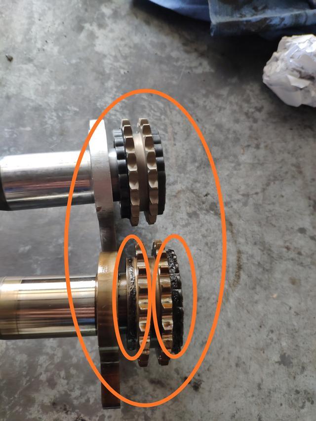 轴坐标轴隐藏掉奔驰r350发动机故障灯常亮检查后发现平衡轴损坏据说是