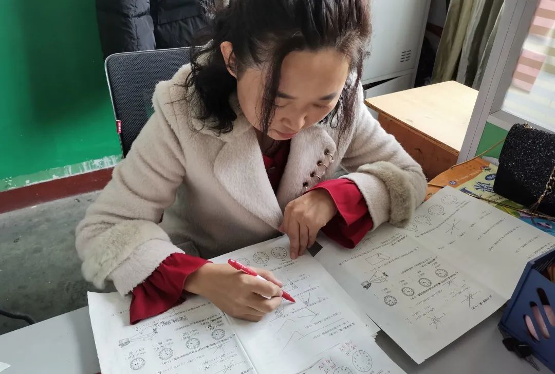 小甲鱼课后作业教学常规聚养料润物无声花更艳记长小教师一日教学常规