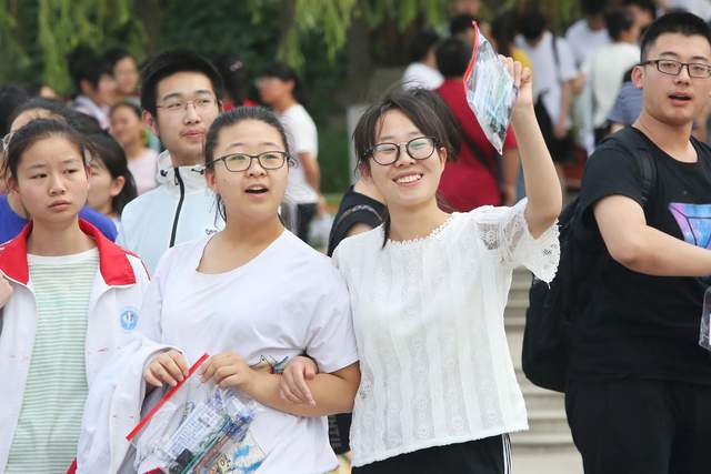 2021年南昌十五中高考成绩查询预测江西2021年高考一本分数线比去年