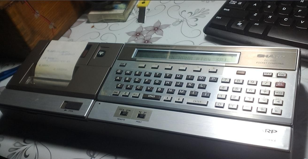 328a875550fcd1a936eee276461ebbc1.jpeg
