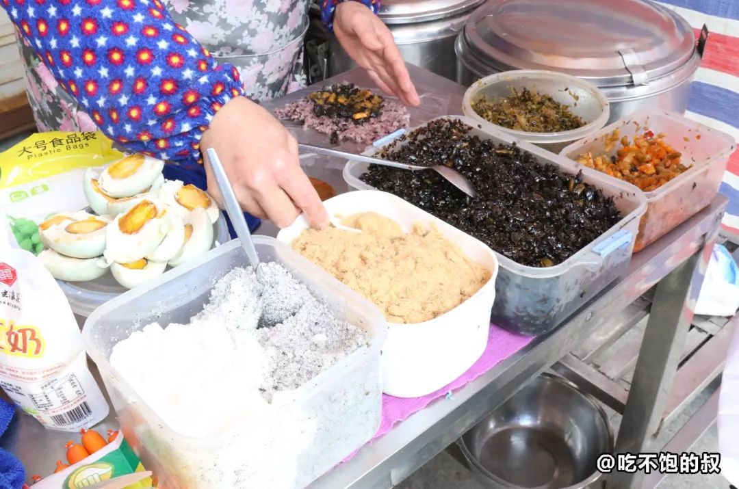 丨惠阳路中段:钱氏饭团丨结果叔来了一个甜饭团,但也很好吃.