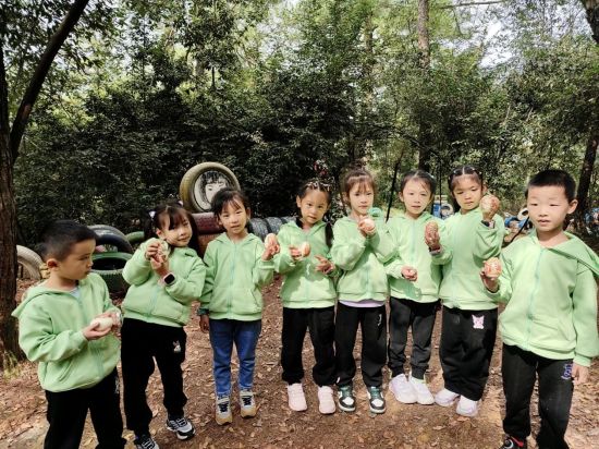 拍摄花絮丨《巴渝小将》走进四川·五华山旅游区拍摄圆满成功！