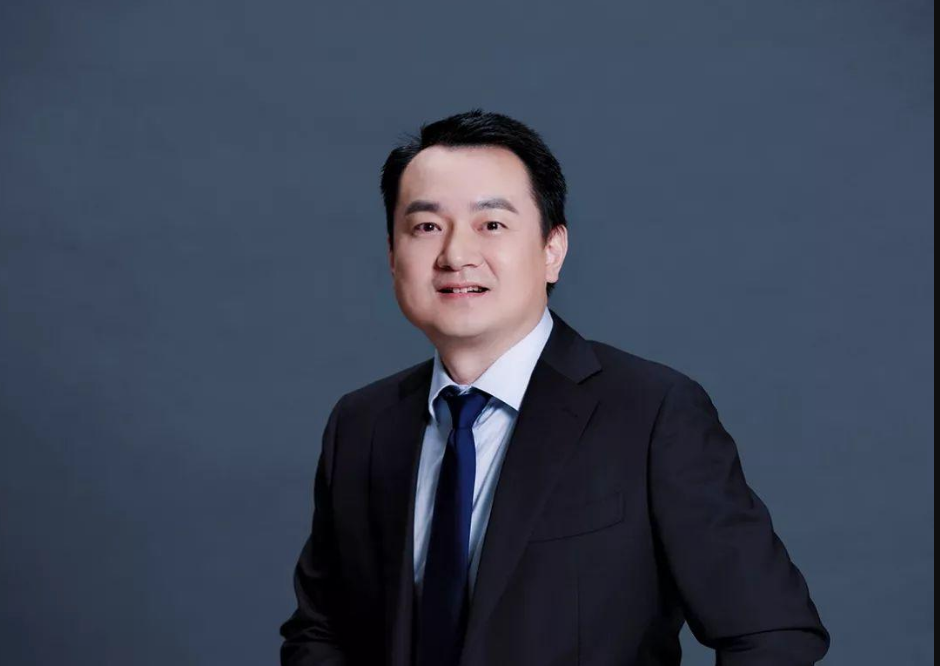 正荣服务频现高管离职:行政总裁、CFO已换人,欧宗荣接连增持