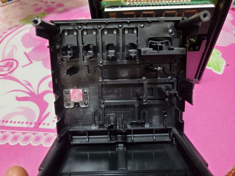 索尼收音机拆解