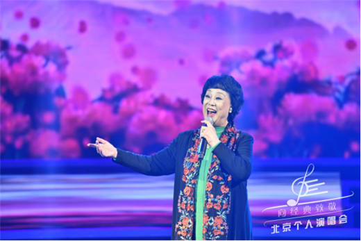 杨小玲典型的南方全能原创歌手