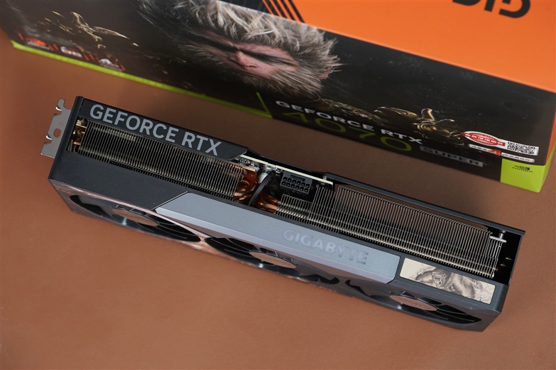 技嘉RTX 4070 SUPER WUKONG OC显卡评测：天命人最佳2K游戏搭档 温度仅61℃