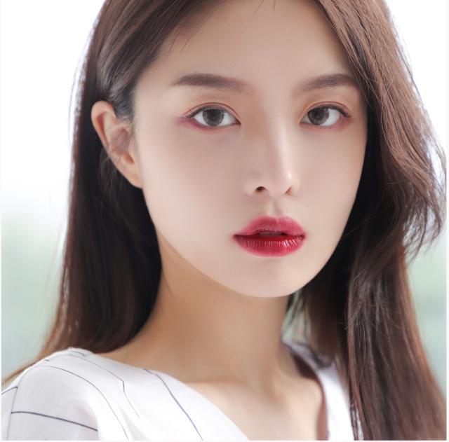 你的气质里藏着英文嘴唇最能体现个人气质这四种唇形是直男公认的美人