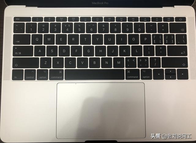 macbook pro 15寸2016换电池 44d3f98d5b0ae90305f8bebdacc00b97.png
