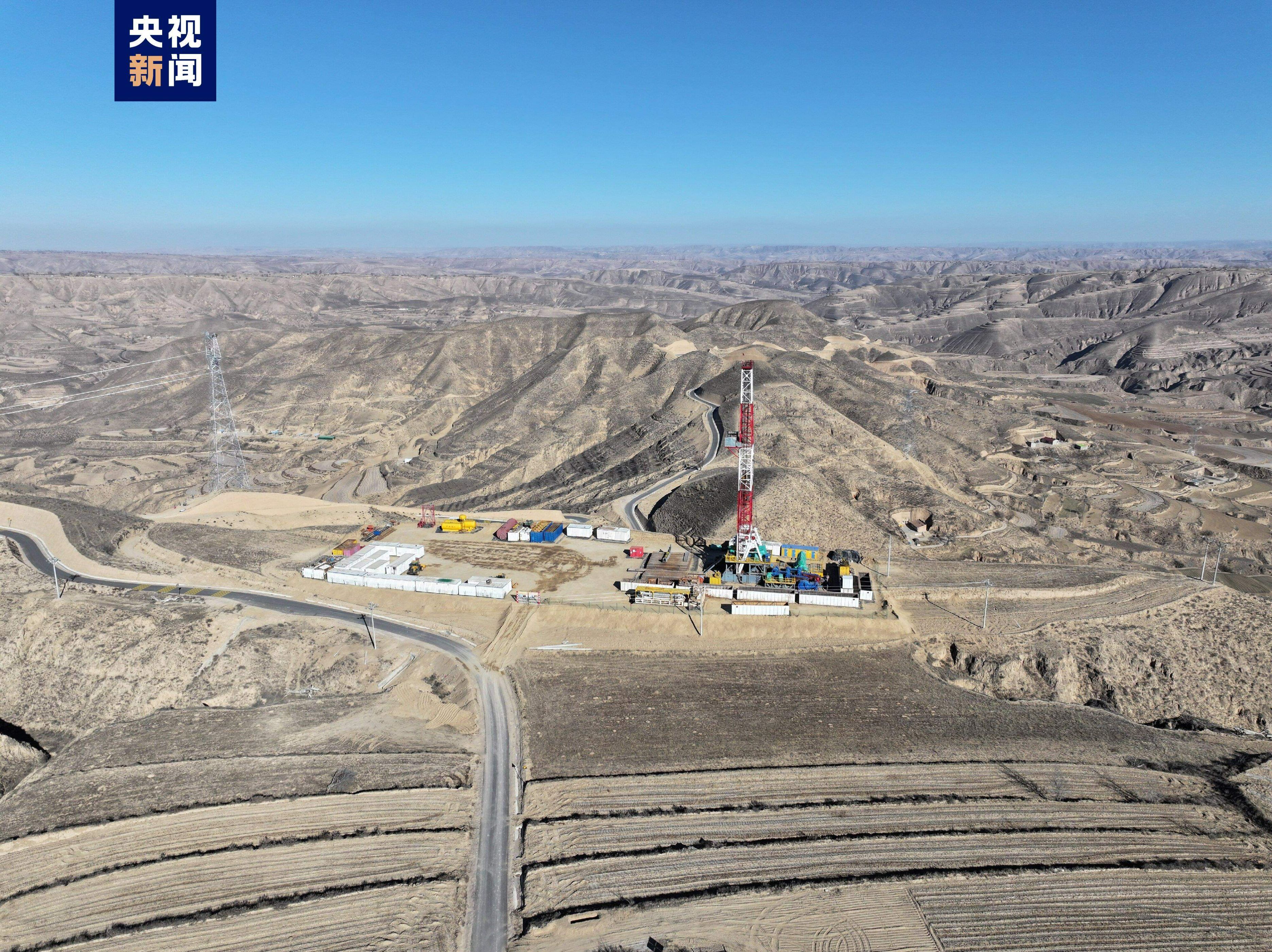 振奋人心:长庆油田发现超亿吨级大油田,开辟西部石油勘探新领域